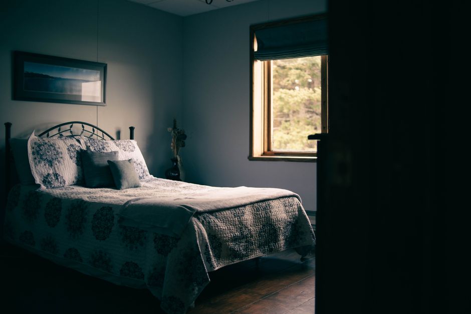 Feng shui spálne: ako usporiadať priestor pre lepší spánok